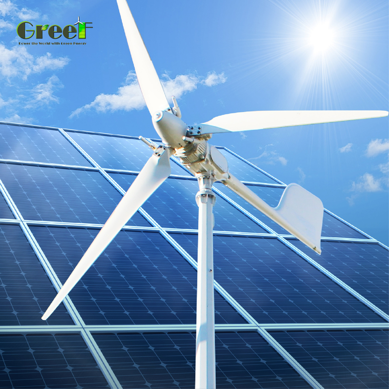 অটো ব্রেক স্টপ পদ্ধতি FRP ব্লেড এবং 5-30kW নামমাত্র শক্তি সহ অনুভূমিক বায়ু টারবাইন