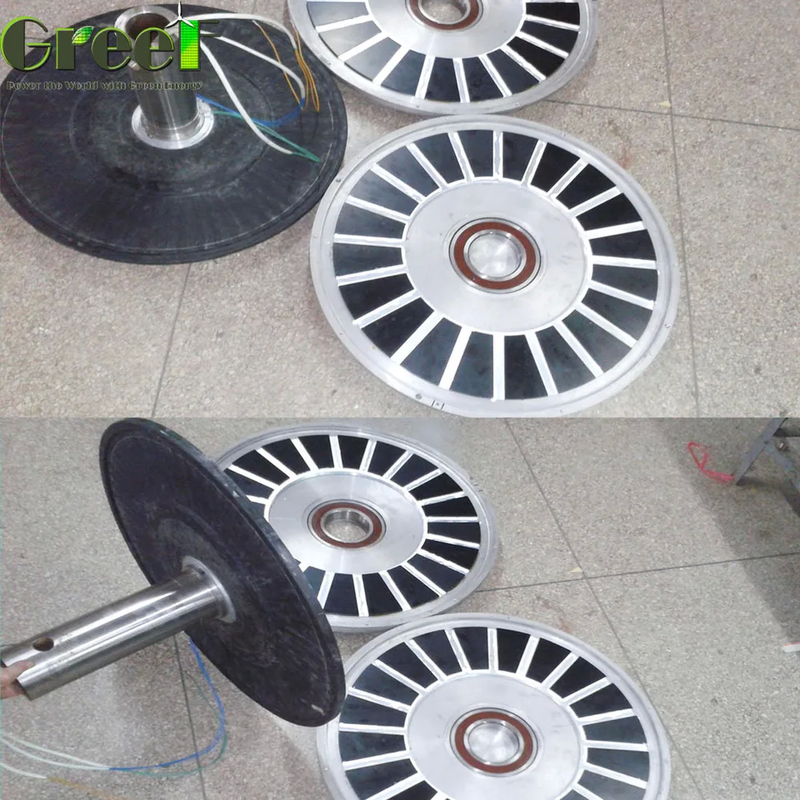 3 ফেজ কোরবিহীন স্থায়ী চৌম্বক জেনারেটর 12-450V ভোল্টেজ রেঞ্জ বাইরের রটার কাঠামো